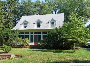 440 N Madison Rd, Guilford, CT 06437