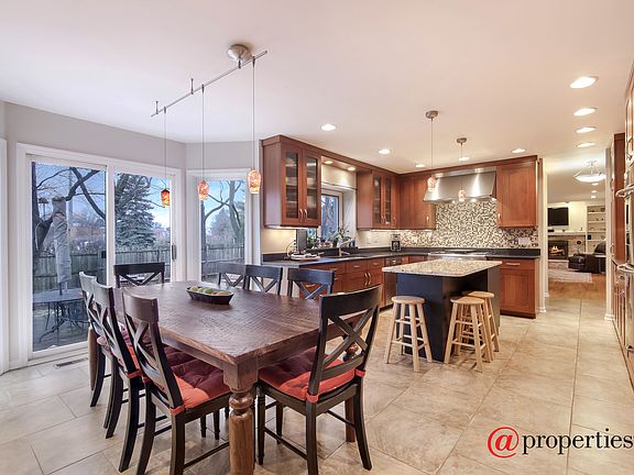 Kitchen / Breakfast Room