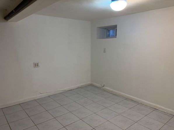 (undisclosed Address)