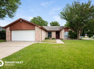 10111 King Ranch Ln, Sugar Land, TX 77498
