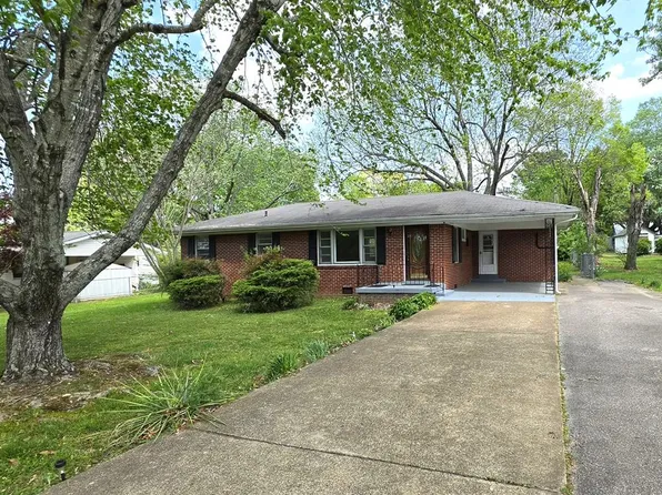 102 Patterson St, Paris, TN 38242
