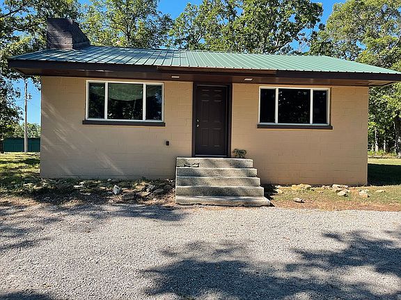 #2 - 1 bed 1 bath house