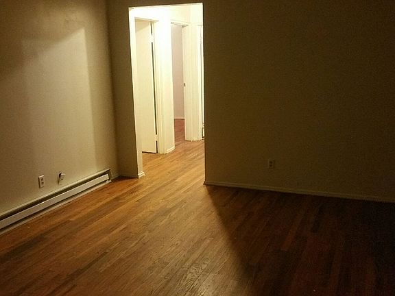 5th image of 3019 Bracken Woods Ln #4