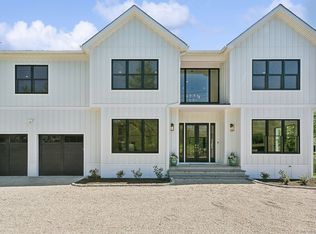 2216 Boston Post Rd, Darien, CT 06820