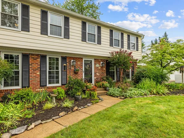 1205 Bradfield Dr SW, Leesburg, VA 20175
