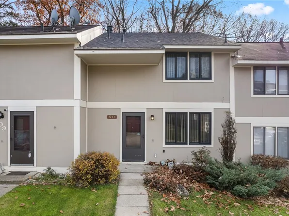 511 Hunters Path Rd, Bridgeville, PA 15017