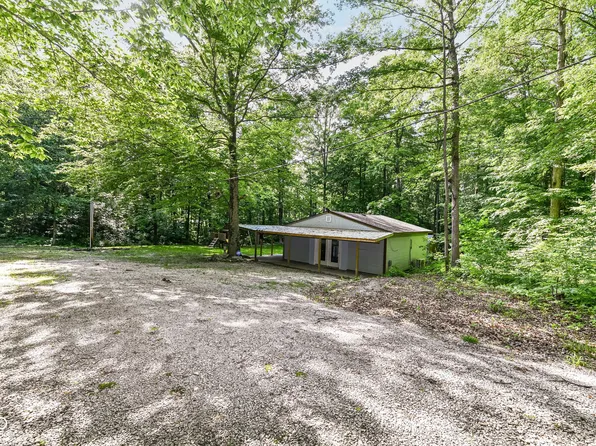 69 Rome Ct, Reelsville, IN 46171