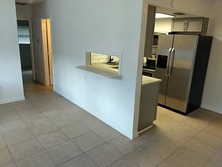 199 Fulton St NE #4 — Photo 5