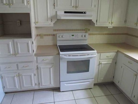 5th image of 5517 Arapaho Dr