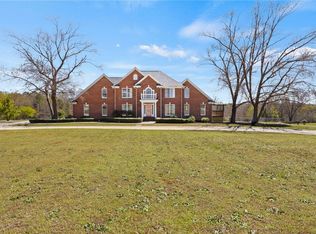 705 Jenkins Bridge Rd, Simpsonville, SC 29680