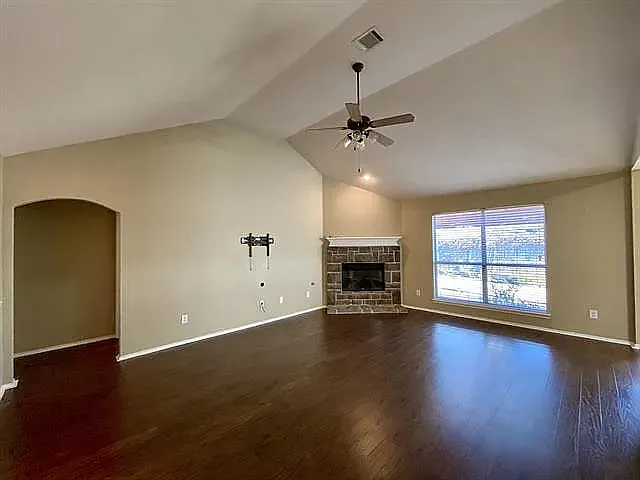 1000 Campbell Dr — Photo 14
