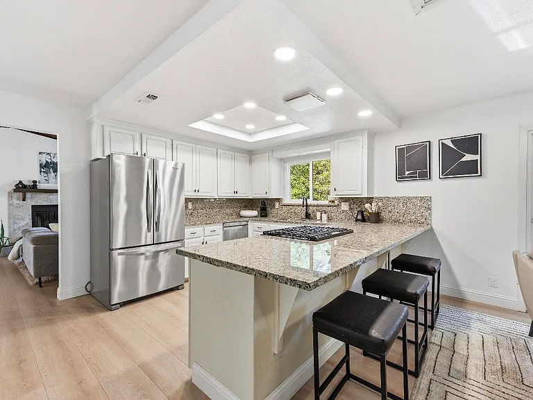 18509 Alexandra Way — Photo 10