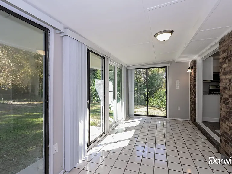 418 Meadow View Dr — Photo 15