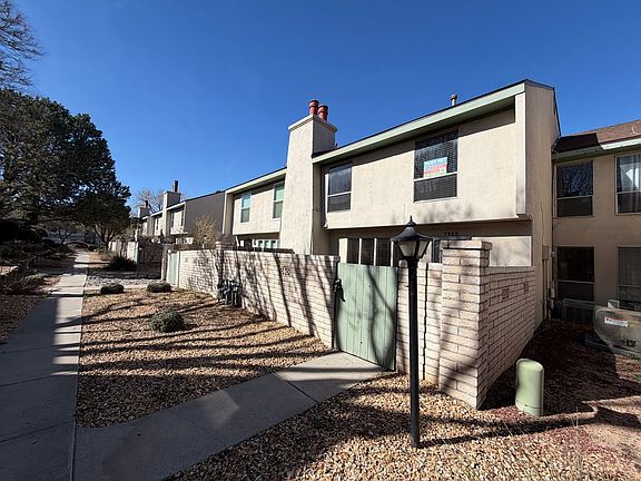 2nd image of 7465 Prairie Rd NE