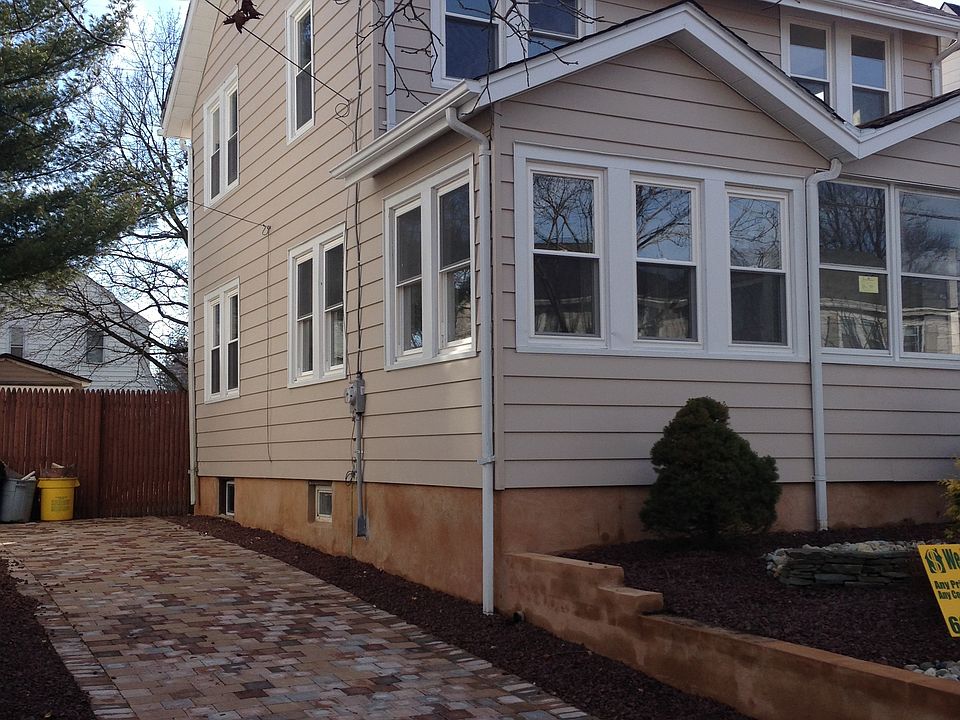 Front house Paver  Driveway 