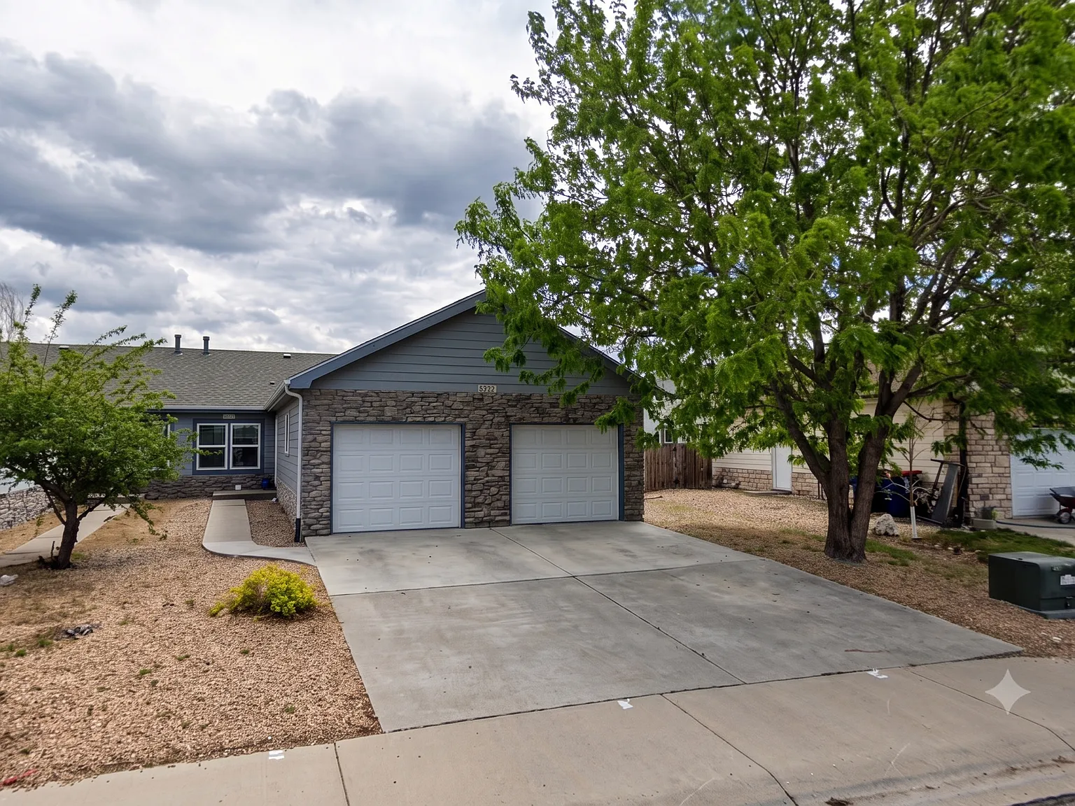 3 bed, 2.0 bath, 1325 sqft, $1,965 — Photo 1