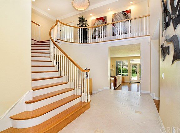 4th image of 7321 Hillsview Ct