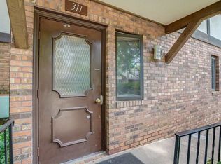 311 Forest St APT 2B, Madison, WI 53726