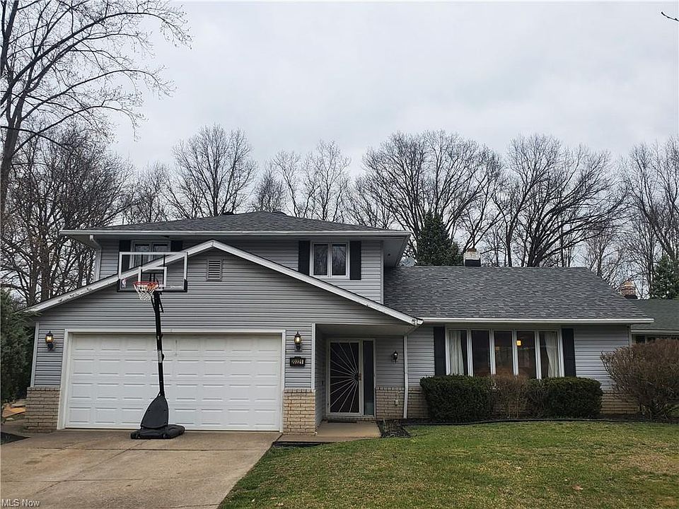 1st image of 20221 Glen Russ Ln