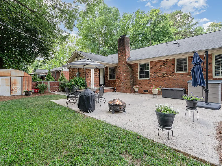6529 Idlebrook Dr — Photo 5