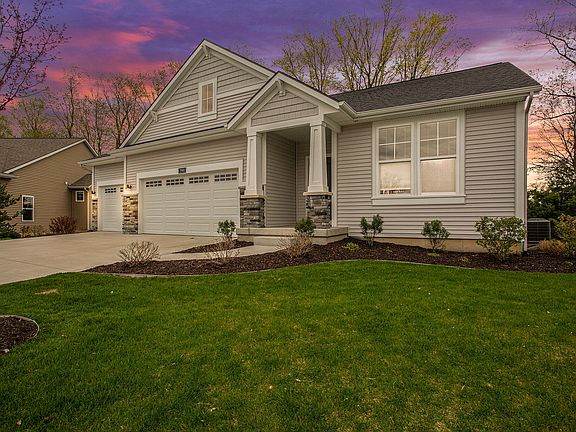 4th image of 7991 Wild Currant Way Ct SE #124