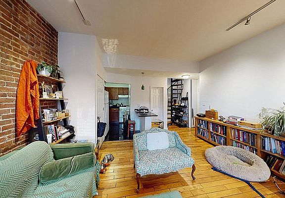 4th image of 46 W 85th St APT 4C