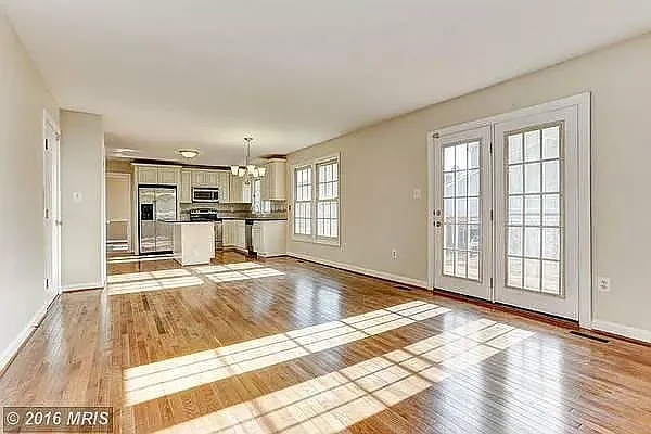 8677 Wheatfield Way — Photo 11