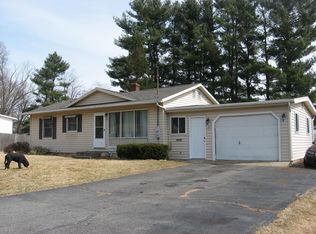 22 Glenwood Ave, Southbridge, MA 01550