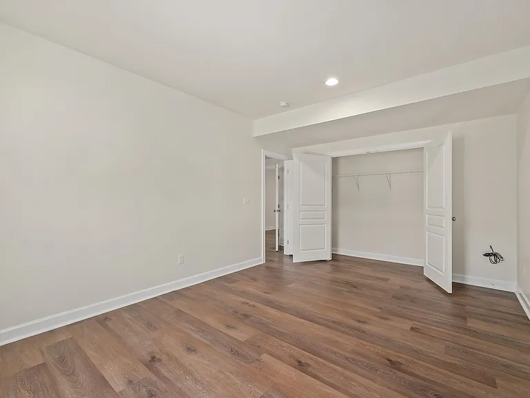 5619 Websters Way — Photo 9