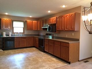 2nd image of 1365 Parks Dr