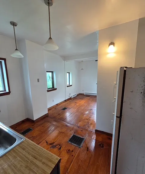294 Main St #2 — Photo 4