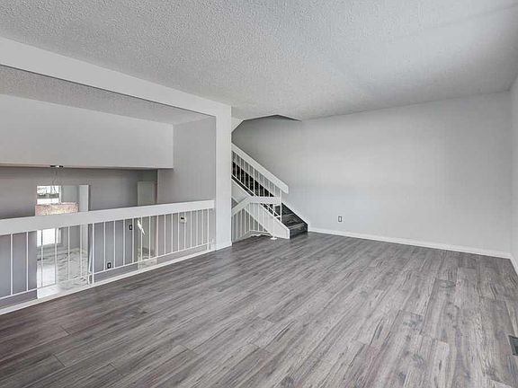 4th image of 324 N Brae Glen Rd SW