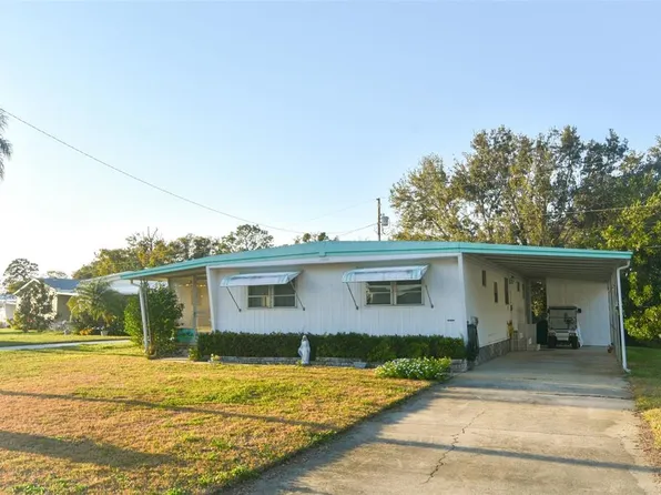 221 Philadelphia Blvd #32, Palm Harbor, FL 34684