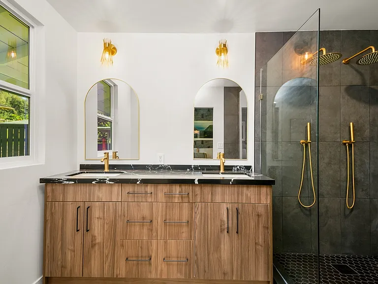 4558 Ehako St — Photo 17