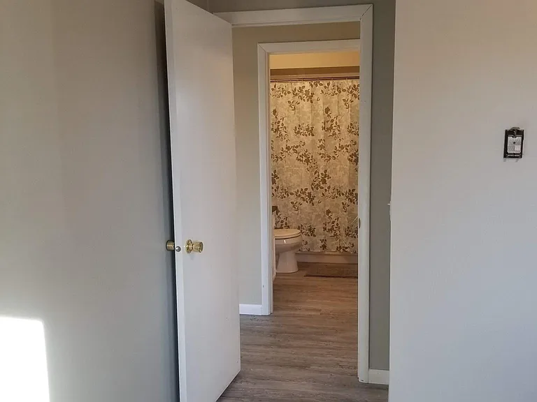 4555 N Woodbridge Rd — Photo 12