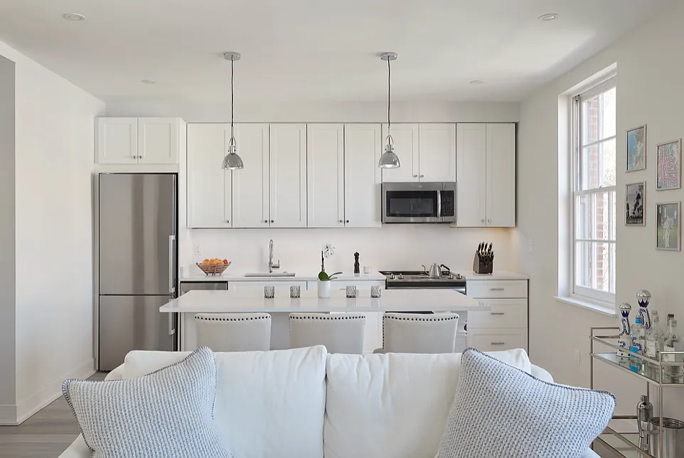 1 bed, 667 sqft, $3,250 — Photo 3