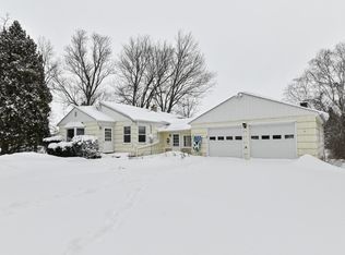 11852 N Wasaukee Rd, Mequon, WI 53097