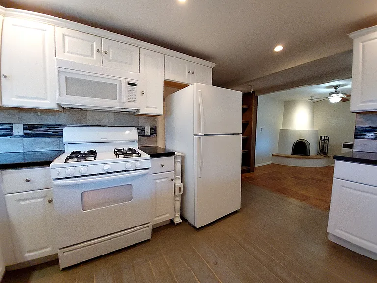 2920 Calle Vera Cruz — Photo 6