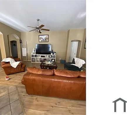 4 bed, 2082 sqft, $3,000 — Photo 4