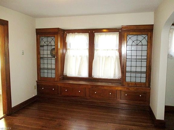 4th image of 7011 Orchard Ave