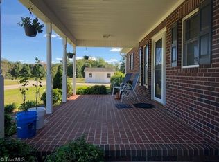 1121 Us Highway 601, Yadkinville, NC 27055