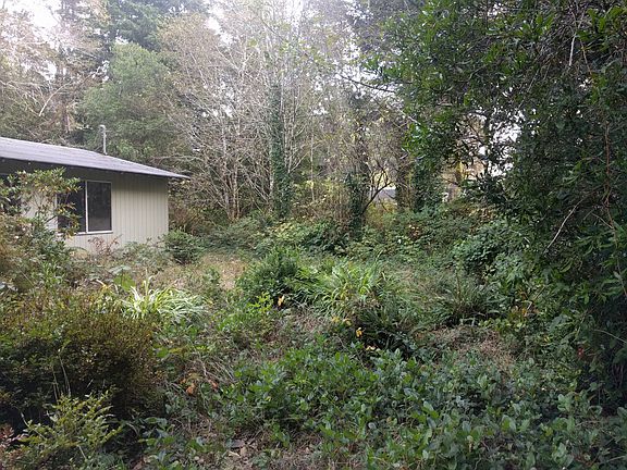2nd image of 6640 Gladys Ave