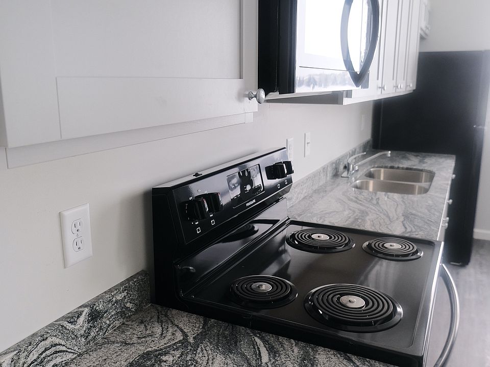 1st image of 1800 S 22nd Ave #4622704