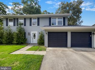 1002 Dartmouth Rd, Waldorf, MD 20602