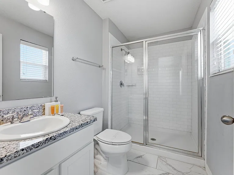Crown Haven Dr — Photo 33