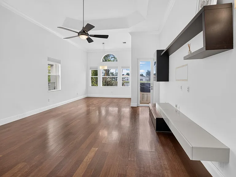 9511 Savona Winds Dr — Photo 37