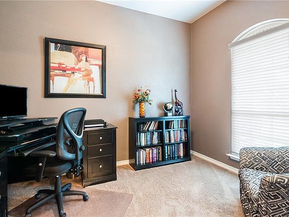 5th image of 1531 Great Lakes Ct