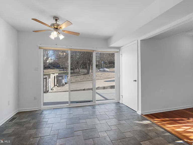 2636 E Side Dr — Photo 12