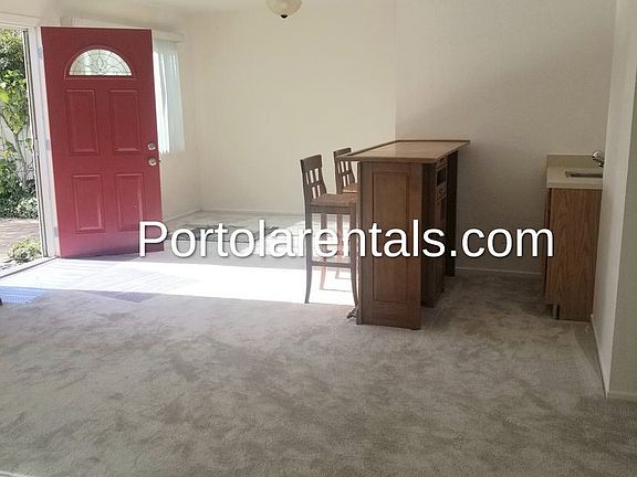 3rd image of 1542 Dolphin Dr