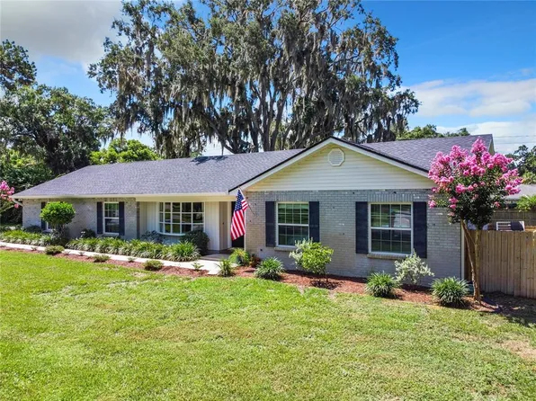 2005 Kiser Dr, Valrico, FL 33594